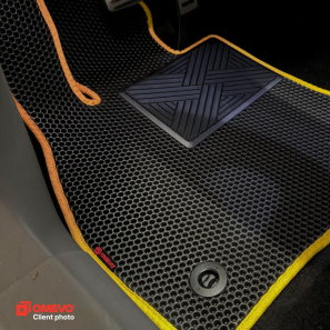 EVA autokoberce OMEVO pro MG Cyberster 1 gen Cabrio (2024-2025)